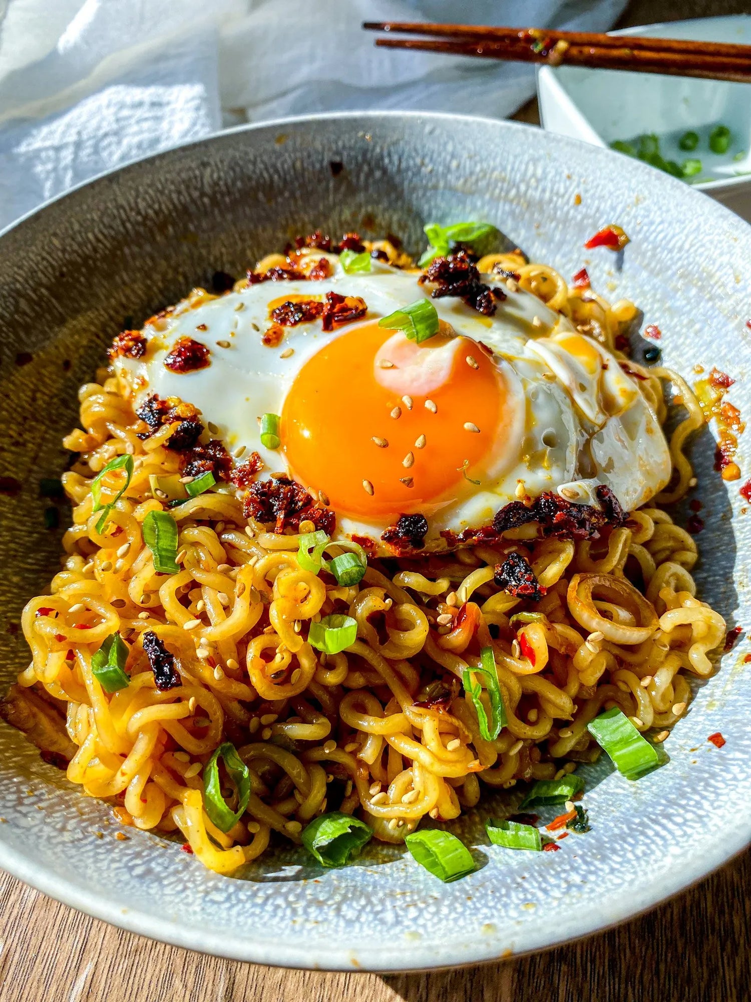 NOODLES & RAMEN