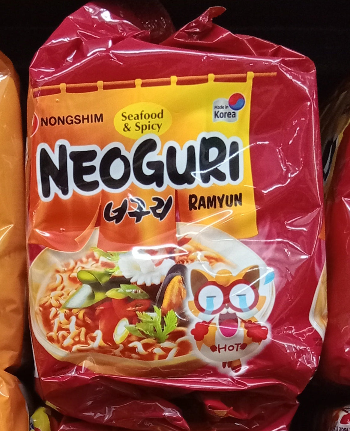 Nongshim seafood and spicy noodles 5 pack